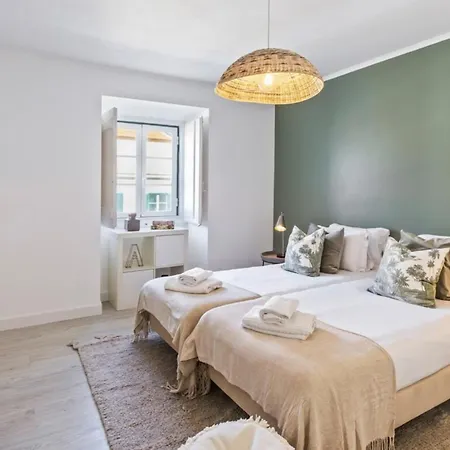 Stunning 2 Bedroom Near Belem Lisboa