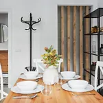 Апартаменты Stunning 2 Bedroom Near Belem Лиссабон