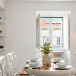 Апартаменты Stunning 2 Bedroom Near Belem Лиссабон